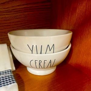 Rae dunn bowls